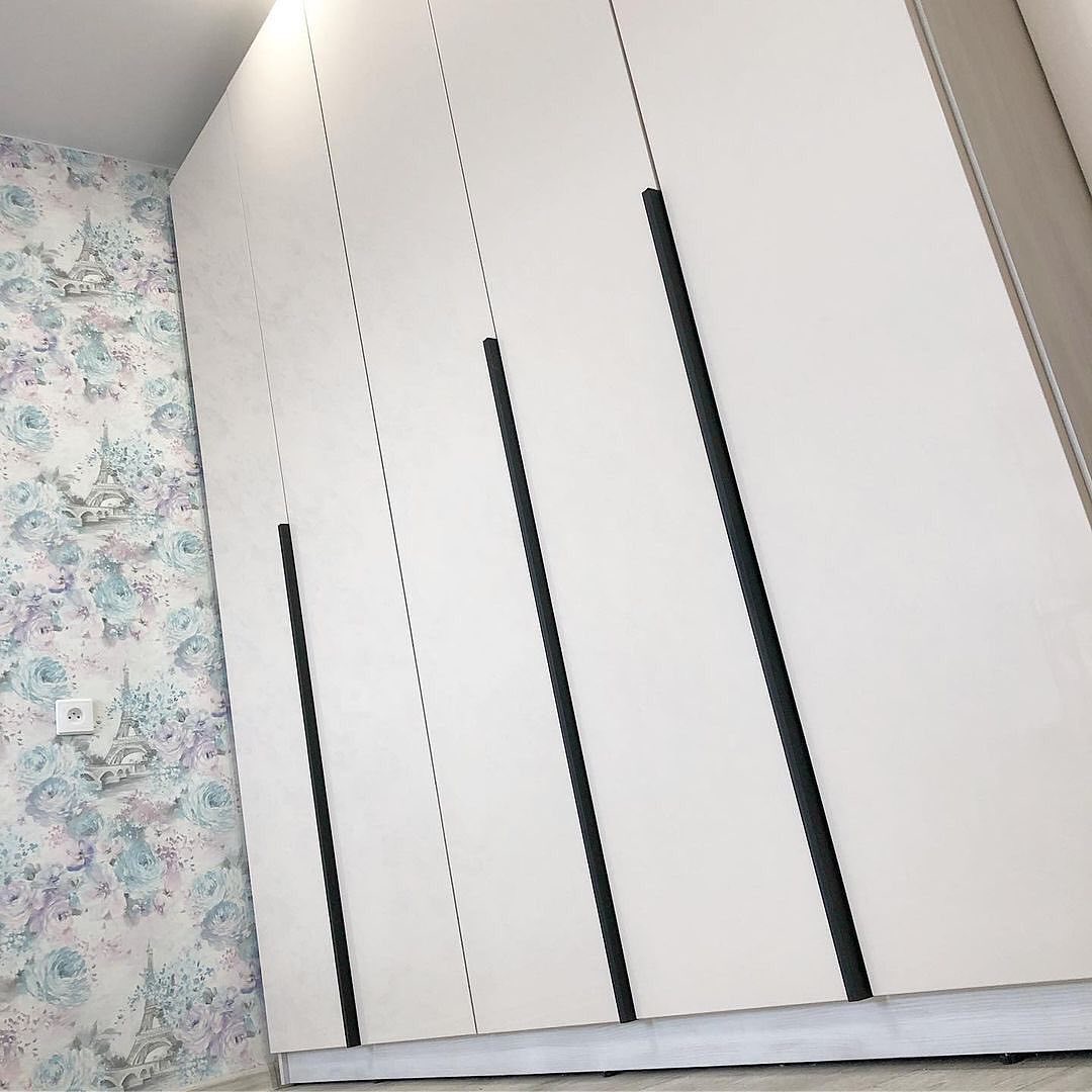 картинка Шкаф распашной с фасадами EVOGLOSS P101 Bianco Бьянко от от Аскари Плюс 